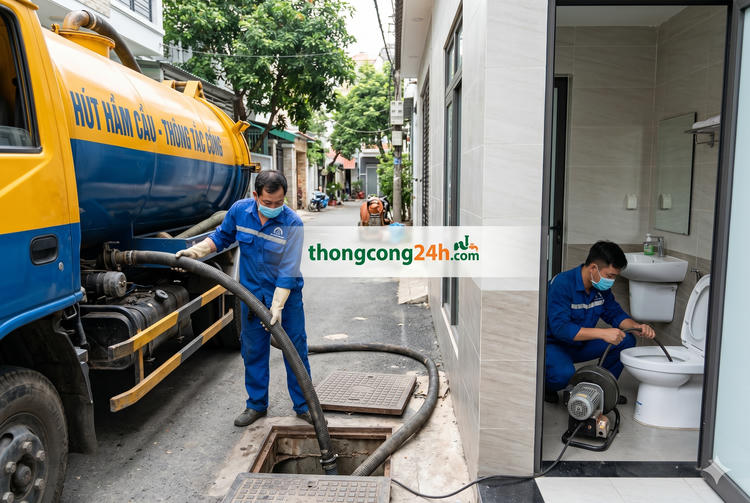 hút hầm vệ sinh tại huyện Hàm Thuận Nam