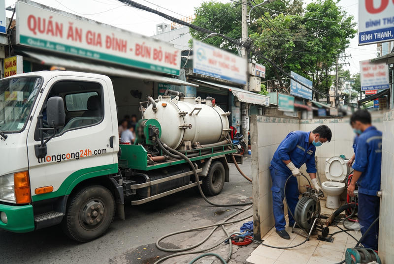Rút hầm cầu tại huyện Tân Biên Tây Ninh